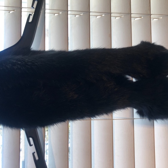 Real rabbit Fur scarf - Picture 7 of 8